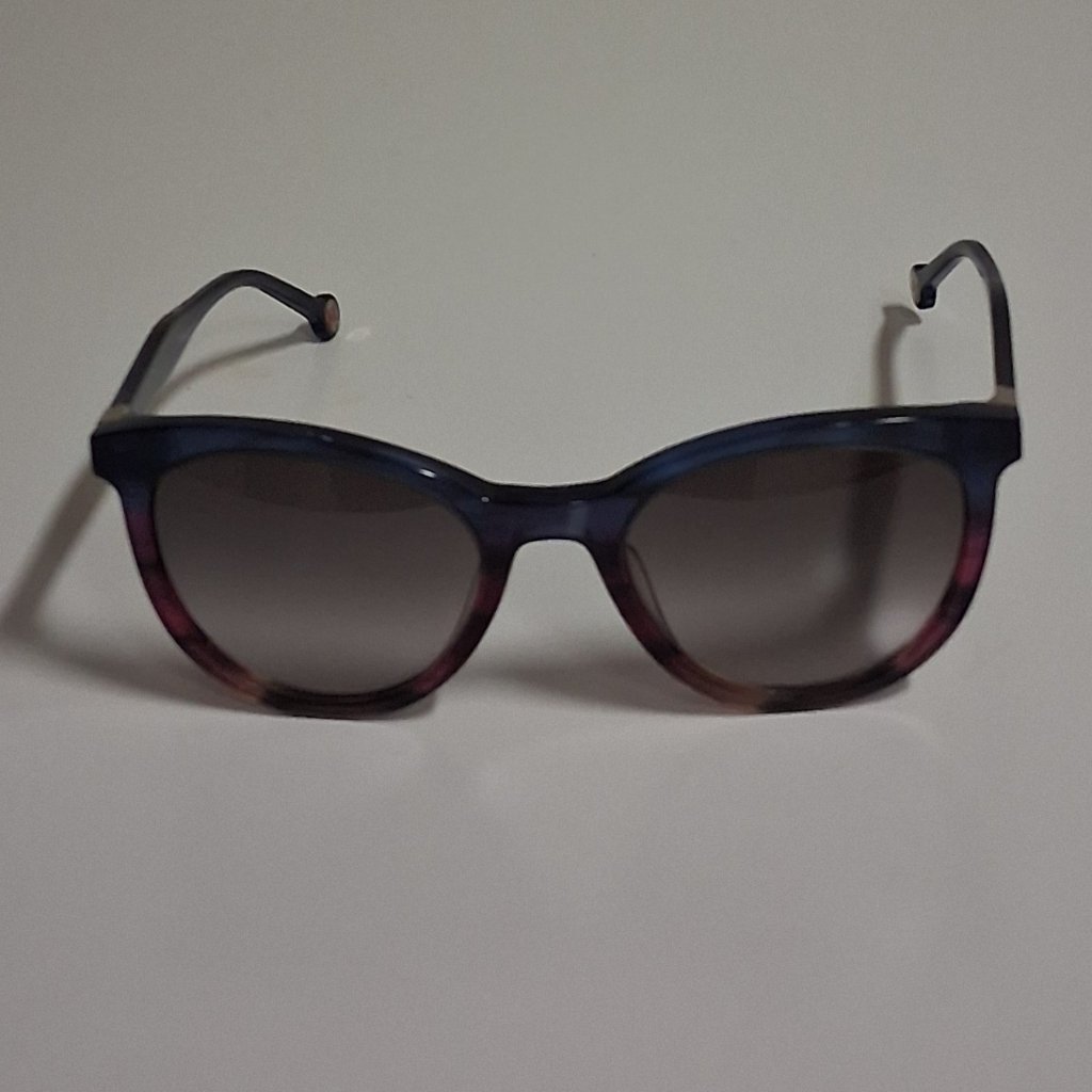 Brand New Carolina Herrera Sunglasses She887 09lk 5220140